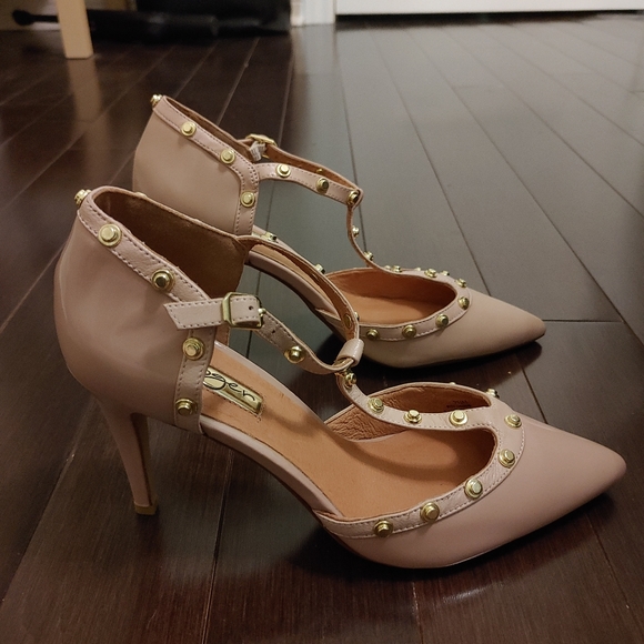 HALOGEN Martine Studded T-Strap Pump - Picture 2 of 5